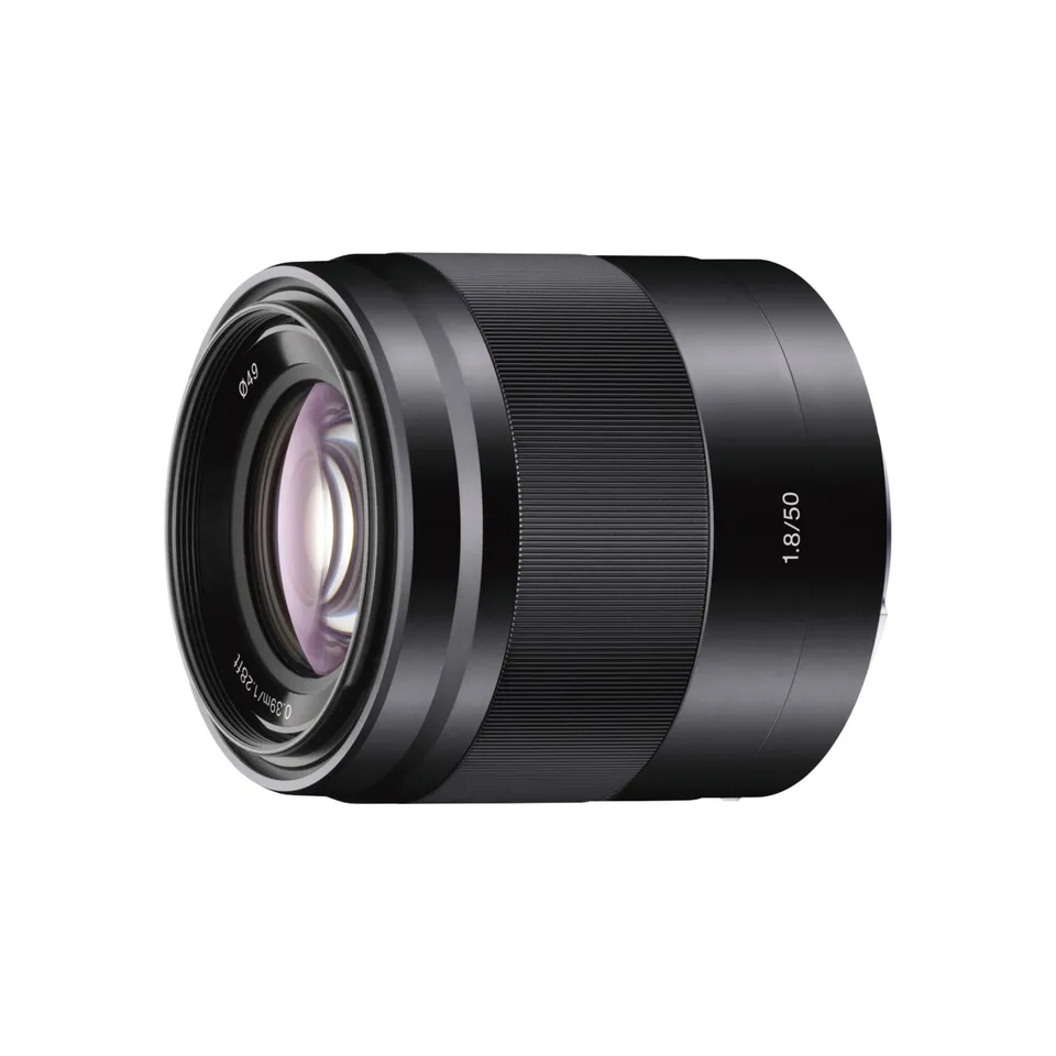 sony-sel50f18b-obiettivo-50mm-f-1-8-oss-per-aps-c-e-mount image 1