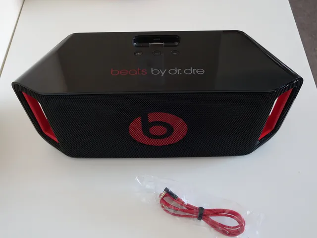 beats-by-dr-dre-beatbox-portable-altoparlante-bluetooth-con-dock-per-iphone-ipod image 1