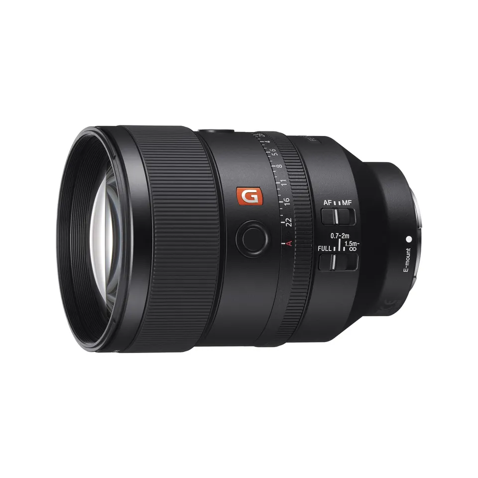 sony-sel135f18gm-obiettivo-135mm-f1-8-g-master-full-frame-e-mount-a7-aps-c image 1