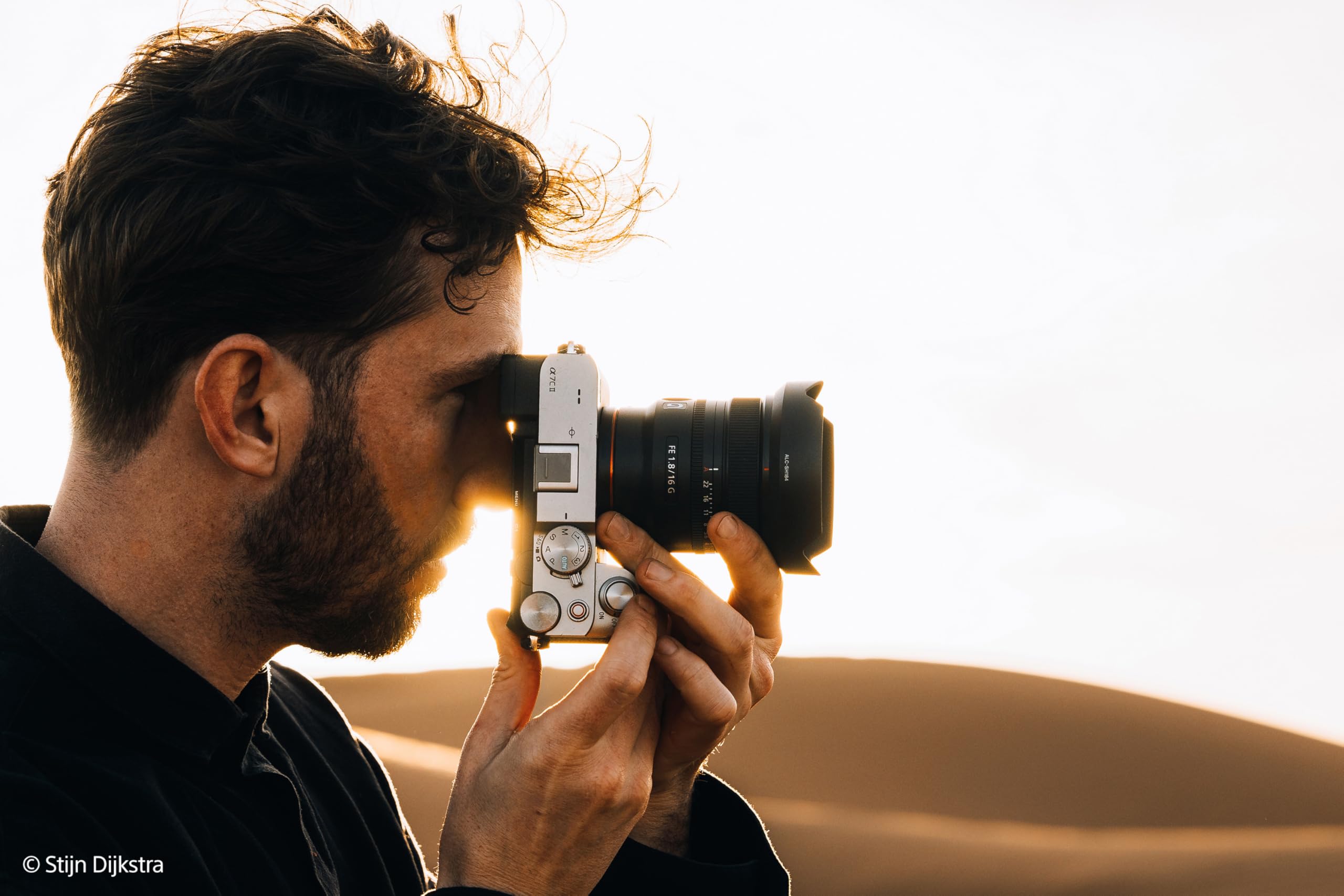sony-sel16f18g-obiettivo-16mm-f1-8-g-full-frame-per-e-mount image 3