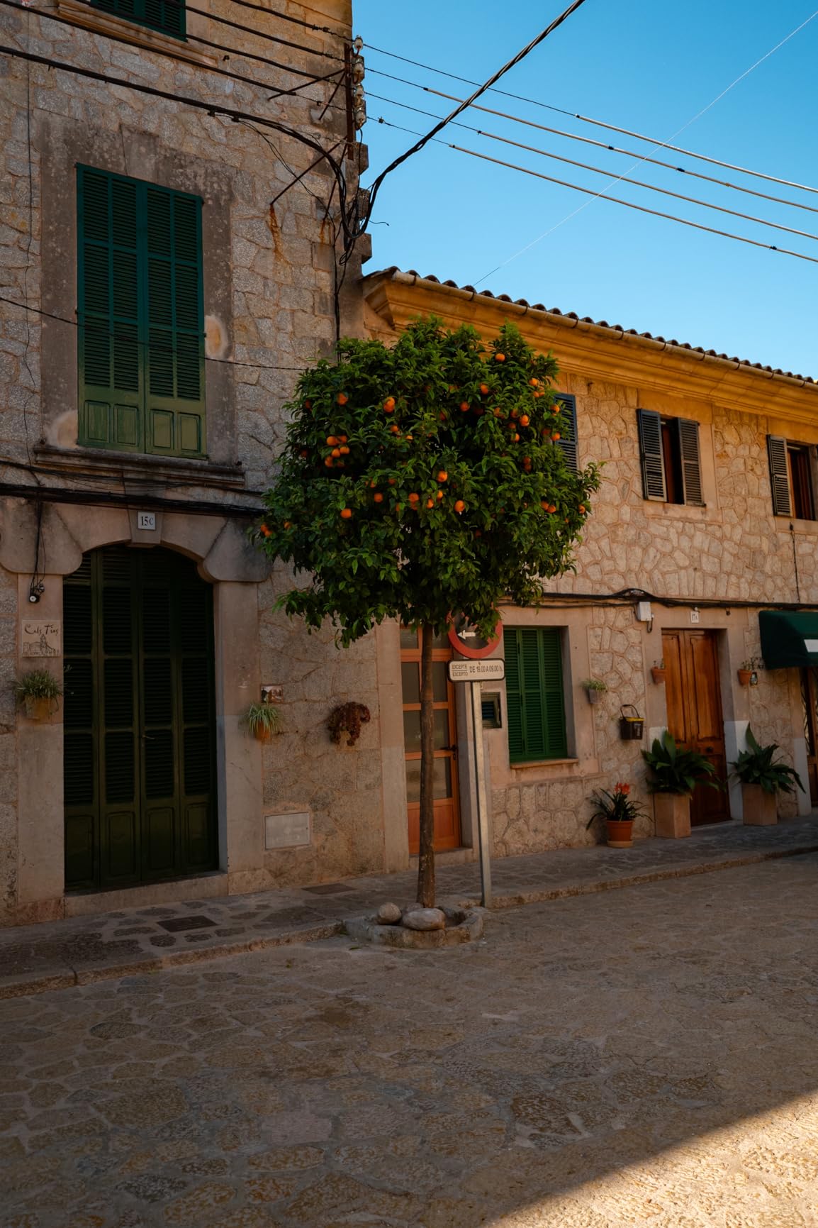 Nitido, ma un po' di vignettatura
