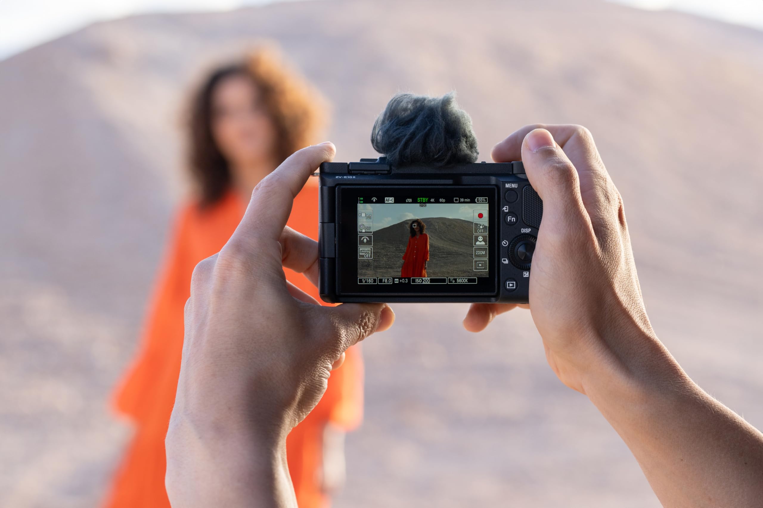 sony-zv-e10-ii-fotocamera-vlogging-aps-c-con-obiettivi-consigliati image 4